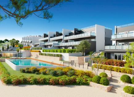 Apartment for 294 000 euro in Benidorm, Spain