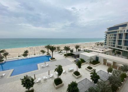Apartment for 1 908 364 euro in Abu Dhabi, UAE