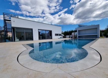 House for 1 800 000 euro in Fazana, Croatia