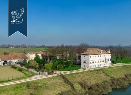 Villa in Padua, Italy (price on request)