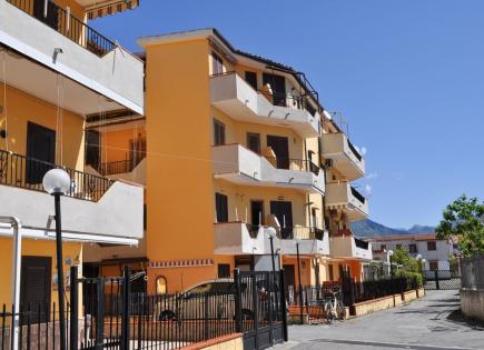 Apartment for 35 000 euro in Santa Maria del Cedro, Italy