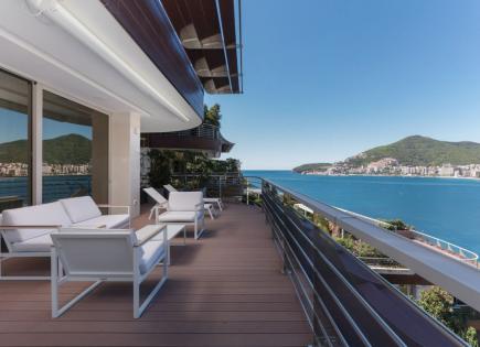 Flat for 2 950 000 euro in Budva, Montenegro