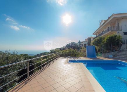 Villa for 639 000 euro in Lloret de Mar, Spain