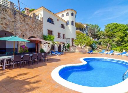 Villa for 525 000 euro in Lloret de Mar, Spain