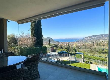 Apartment for 660 000 euro on Lake Garda, Italy