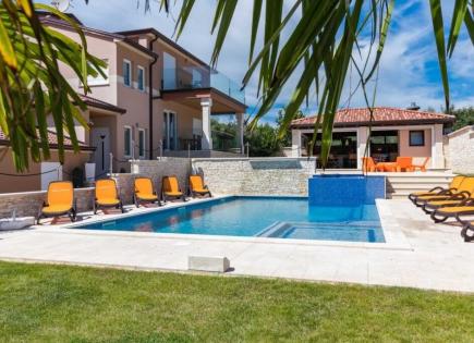 House for 1 236 000 euro in Pula, Croatia