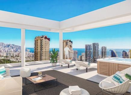 Penthouse for 730 000 euro in Benidorm, Spain