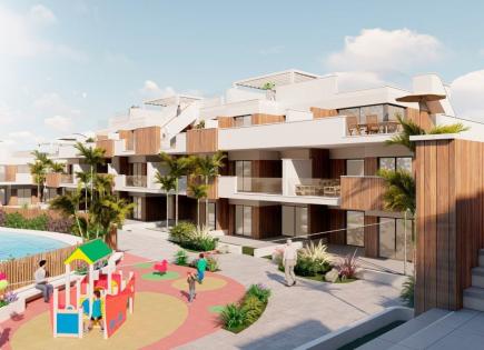 Apartment for 249 900 euro in Pilar de la Horadada, Spain