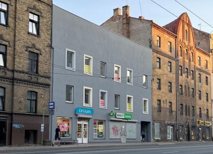 Commercial apartment building for 695 000 euro in Riga, Latvia