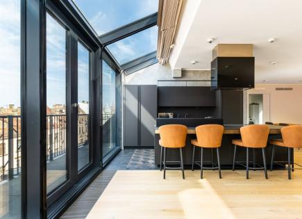 Penthouse for 1 950 000 euro in Riga, Latvia