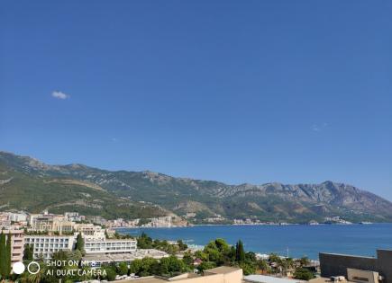 Wohnung für 380 000 euro in Becici, Montenegro