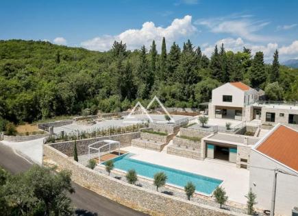 Villa para 3 000 000 euro en Luštica, Montenegro