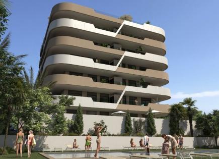 Apartment for 280 000 euro in Arenales del Sol, Spain