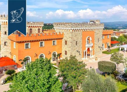 Castillo para 5 900 000 euro en Avellino, Italia