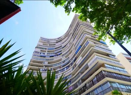 Apartment for 540 000 euro in Benidorm, Spain