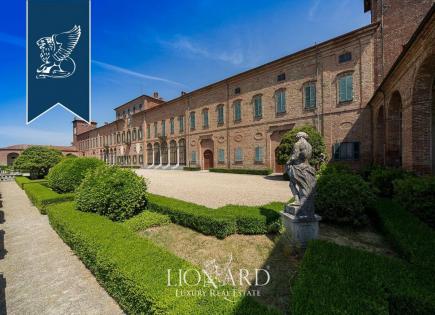 Castle in Pavia, Italy (price on request)