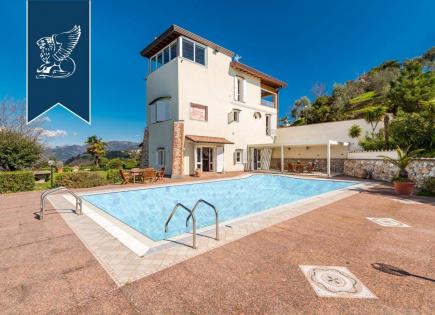 Villa in Massarosa, Italy (price on request)