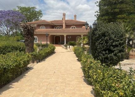 Villa for 595 000 euro in Orihuela, Spain