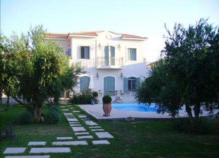 House for 2 500 000 euro in Nea Makri, Greece