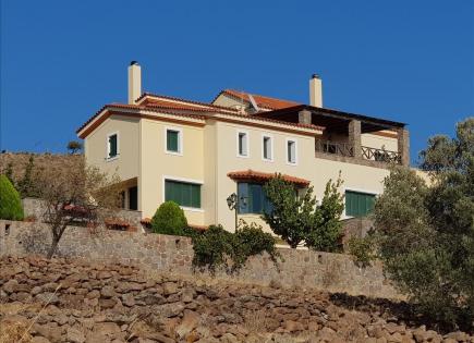 Villa for 1 790 000 euro on Aegina, Greece