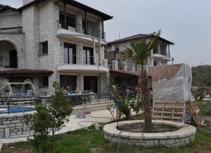 Villa for 2 500 000 euro in Thessaloniki, Greece