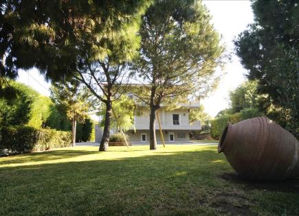 Villa for 1 750 000 euro on Salamis, Greece