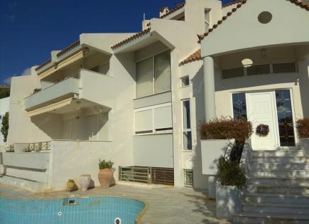 Villa for 800 000 euro in Agios Stefanos, Greece