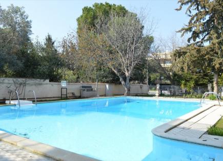 Flat for 650 000 euro in Voula, Greece