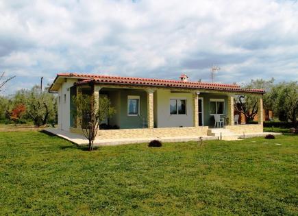Land for 2 200 000 euro in Poligiros, Greece