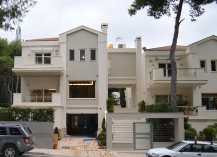 Villa for 1 350 000 euro in Agios Stefanos, Greece