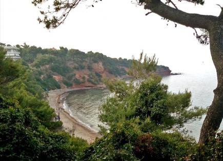Land for 1 600 000 euro in Rafina, Greece
