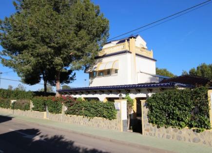 Villa for 350 000 euro in Pilar de la Horadada, Spain