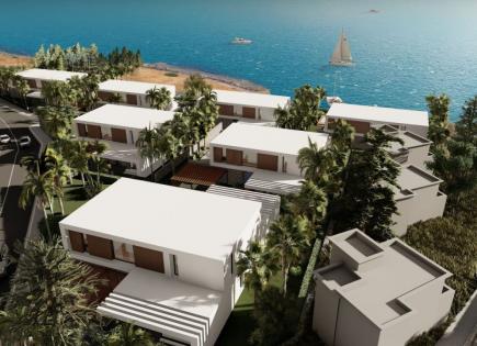 Villa for 979 000 euro in Esentepe, Cyprus