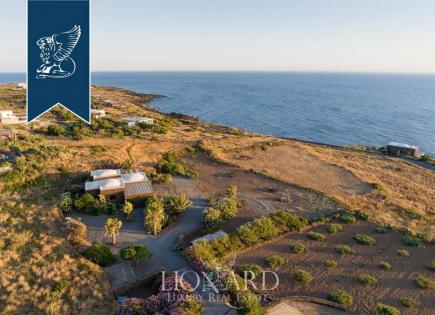 Villa for 2 000 000 euro on Pantelleria, Italy