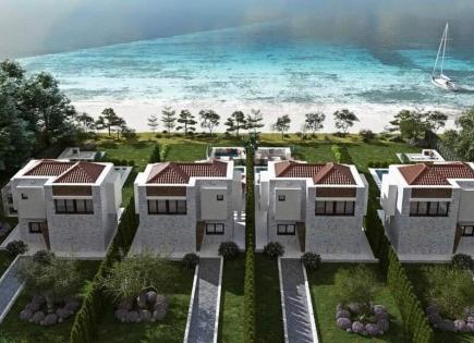 Villa for 1 400 000 euro in Kassandra, Greece