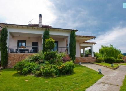 House for 700 000 euro in Kassandra, Greece