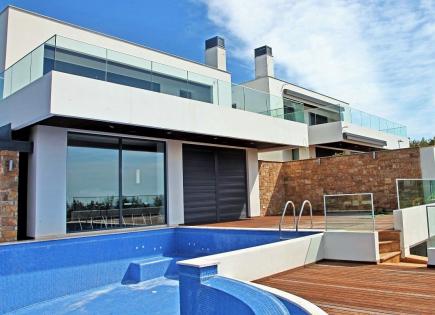 Villa for 1 300 000 euro in Kassandra, Greece