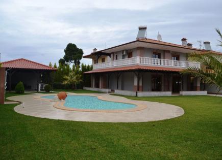 Villa for 600 000 euro in Kassandra, Greece