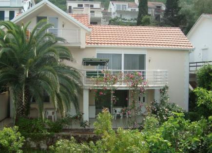 Villa for 375 000 euro in Krasici, Montenegro