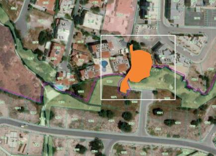 Land for 680 000 euro in Paphos, Cyprus