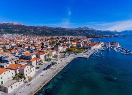 House for 1 199 000 euro in Trogir, Croatia