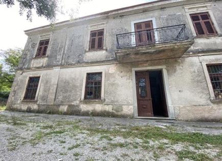 House for 300 000 euro in Buzet, Croatia