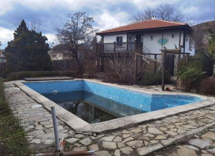 House for 120 000 euro in Bryastovets, Bulgaria