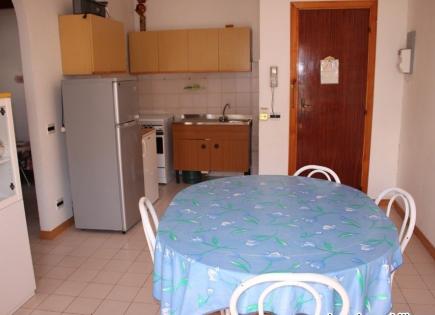 Apartment for 41 000 euro in Scalea, Italy