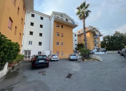 Flat for 46 000 euro in Scalea, Italy