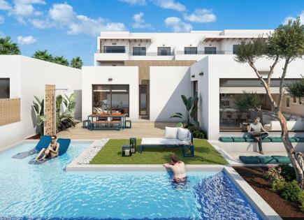 Villa for 519 000 euro in Los Alcazares, Spain