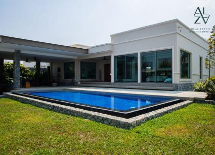 Villa for 609 071 euro in Pattaya, Thailand