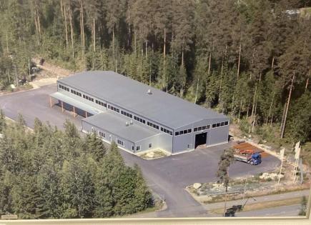 Industrial for 748 000 euro in Jarvenpaa, Finland