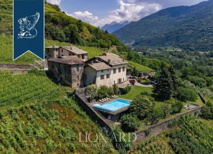 Villa for 2 800 000 euro in Sondrio, Italy