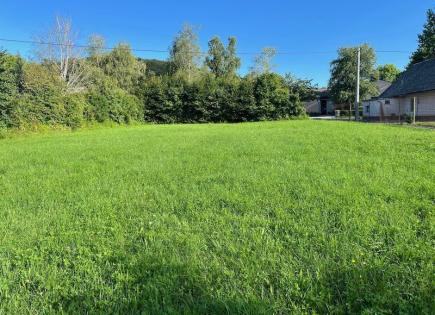 Land for 342 000 euro in Ig, Slovenia